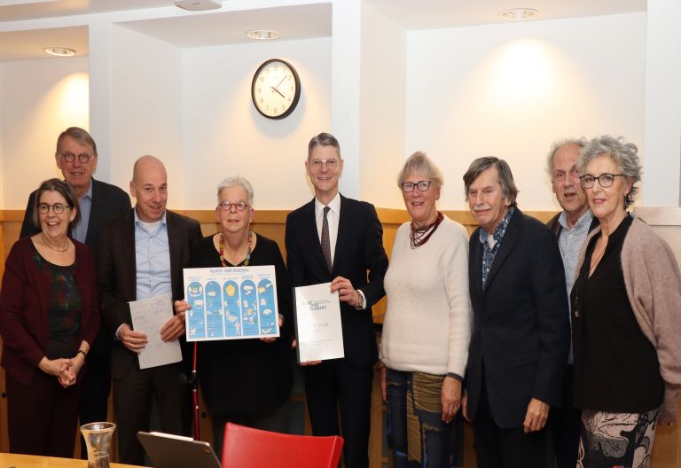 Nieuw advies Raad van Ouderen: "Maak van het openbaar vervoer een nutsvoorziening"
